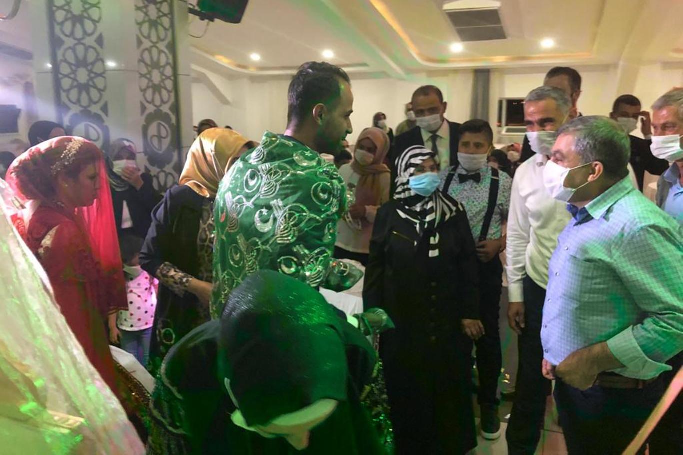 Karaman'da düğünler 3 saati geçmeyecek şekilde sınırlandırıldı Karaman'da düğünler 3 saati geçmeyecek şekilde sınırlandırıldı